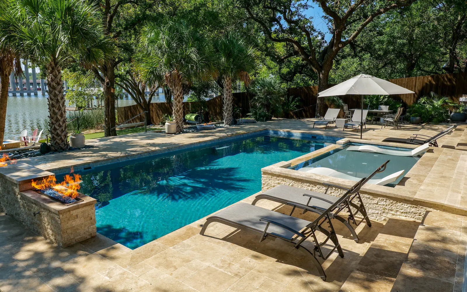 Texas-top-pool-builders-home-hero Leisure Pools San Antonio, your Texan fiberglass pool experts